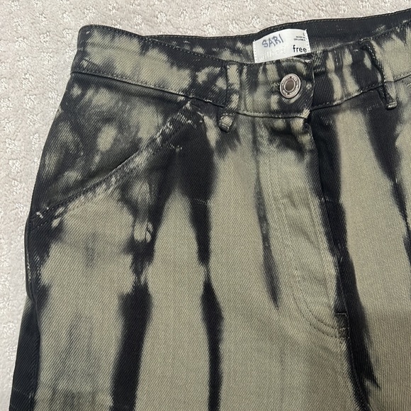 Green and Black Tie Dye Pant - Picture 4 of 9